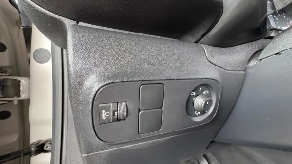 Citroen C3 1.2 PureTech C-Series 36