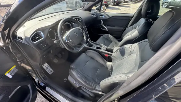 Citroen DS4 1.6 e-HDi So Chic 12