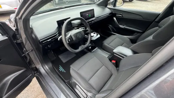 MG MG4 51 kWh Standard 20