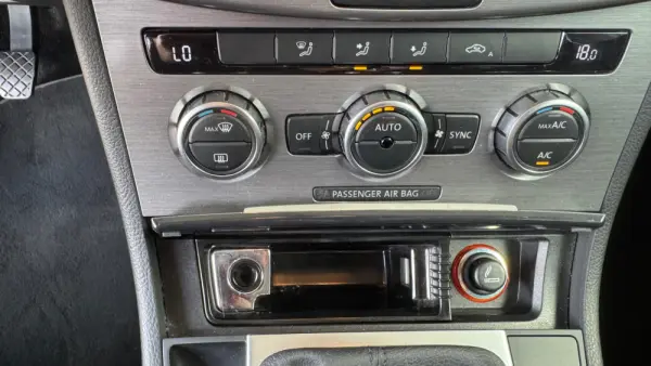 Volkswagen Passat 1.6 TDI BlueMotion 38