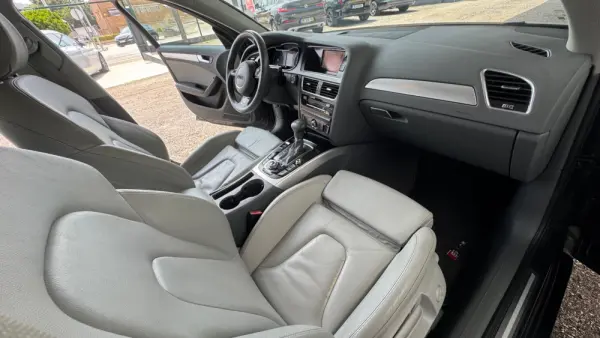 Audi A4 Avant 2.0 TDI multitronic Sport 29