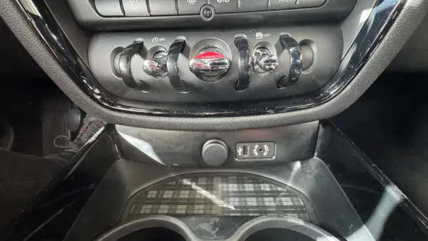 MINI Clubman One D Sport Edition 23