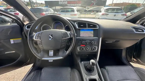 Citroen DS4 1.6 e-HDi So Chic 28