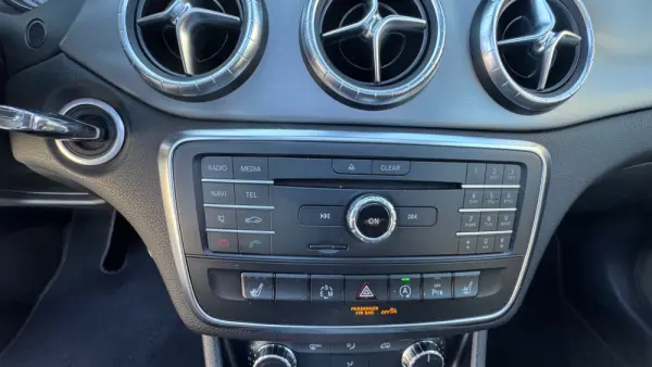 Mercedes-Benz CLA 220 (CDI) d 7G-DCT AMG Line 38