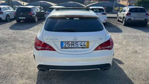 Mercedes-Benz CLA 220 (CDI) d 7G-DCT AMG Line 12