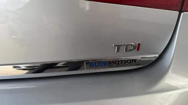 Volkswagen Passat 1.6 TDI BlueMotion 52