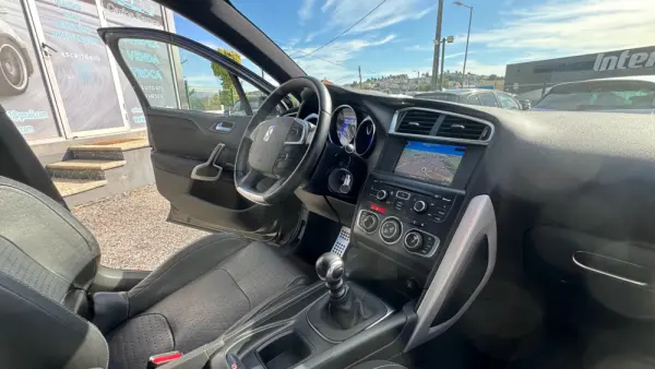 Citroen DS4 1.6 e-HDi So Chic 24