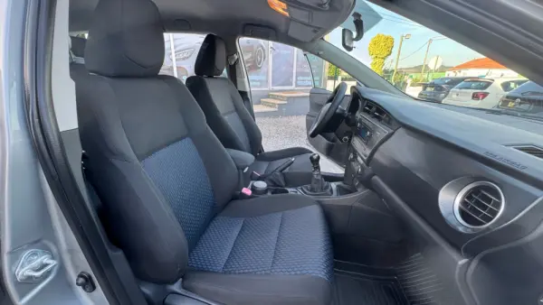 Toyota Auris Touring Sports 1.4 D-4D Active+AC 23