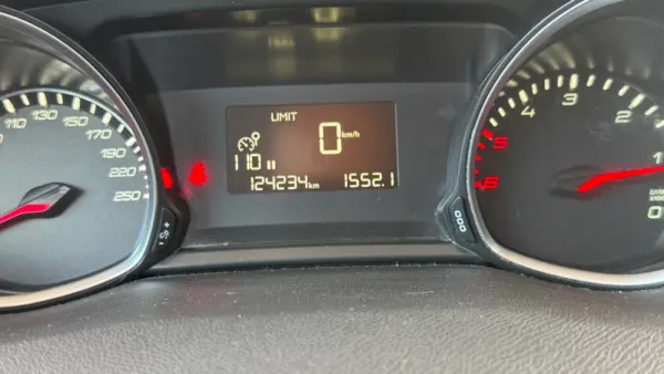 Peugeot 308 SW 1.5 BlueHDi Style 11