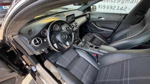 Mercedes-Benz CLA 200 d Shooting Brake Urban 28