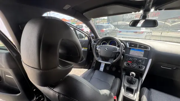 Citroen DS4 1.6 e-HDi So Chic 27