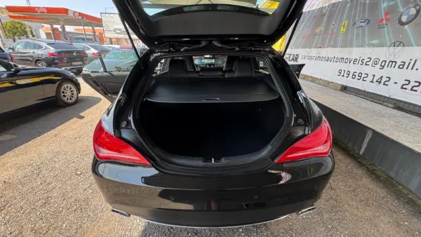 Mercedes-Benz CLA 200 d Shooting Brake Urban 50