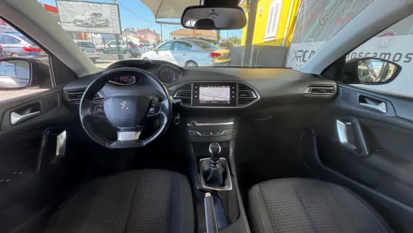 Peugeot 308 SW 1.5 BlueHDi Style 22