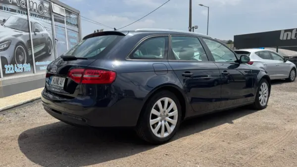 Audi A4 Avant 2.0 TDI multitronic Sport 7