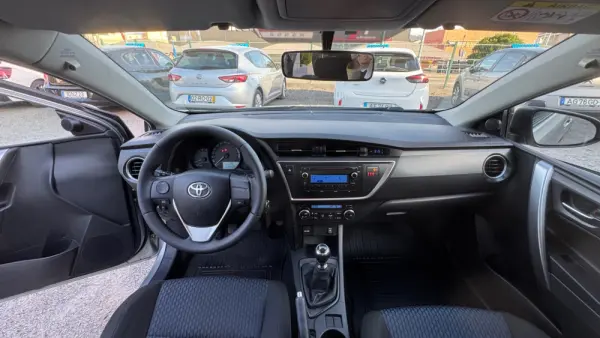 Toyota Auris Touring Sports 1.4 D-4D Active+AC 15