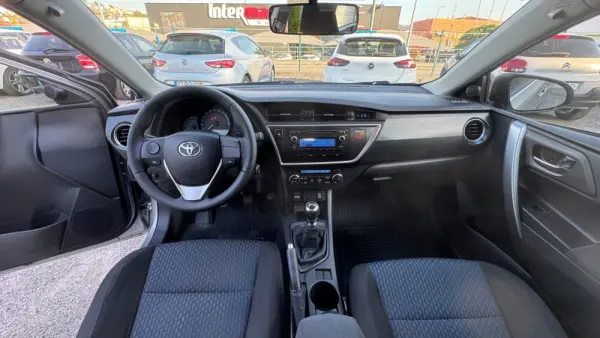 Toyota Auris Touring Sports 1.4 D-4D Active+AC 14