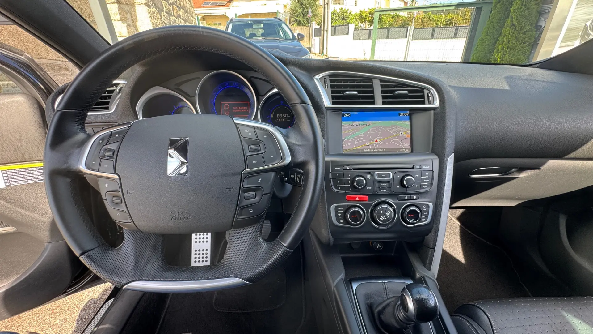 Citroen DS4 1.6 e-HDi So Chic 33