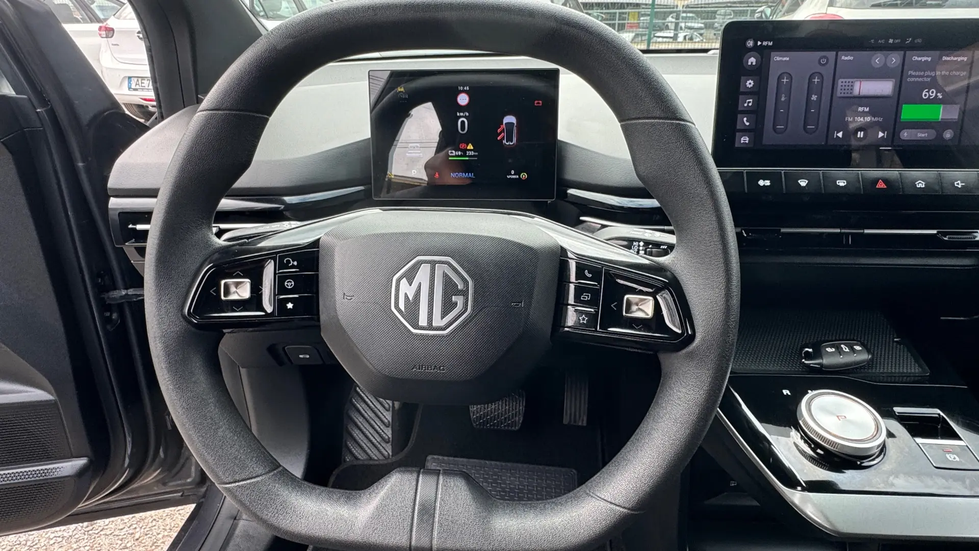 MG MG4 51 kWh Standard 33