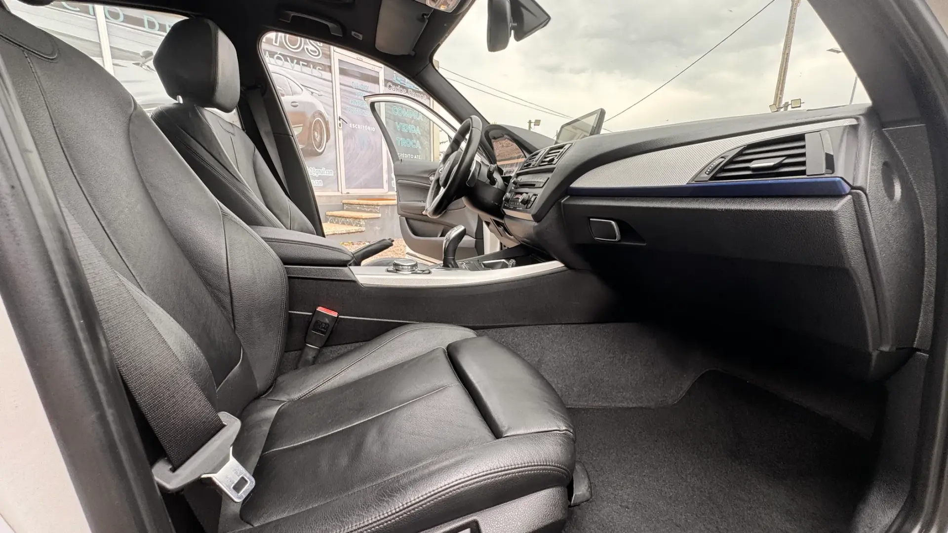 BMW 120 d Pack M Auto 43