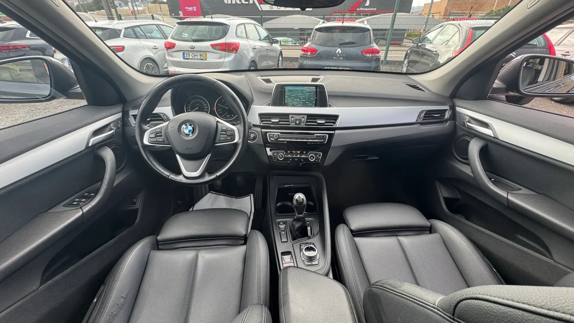 BMW X1 16 d sDrive Line Sport 33