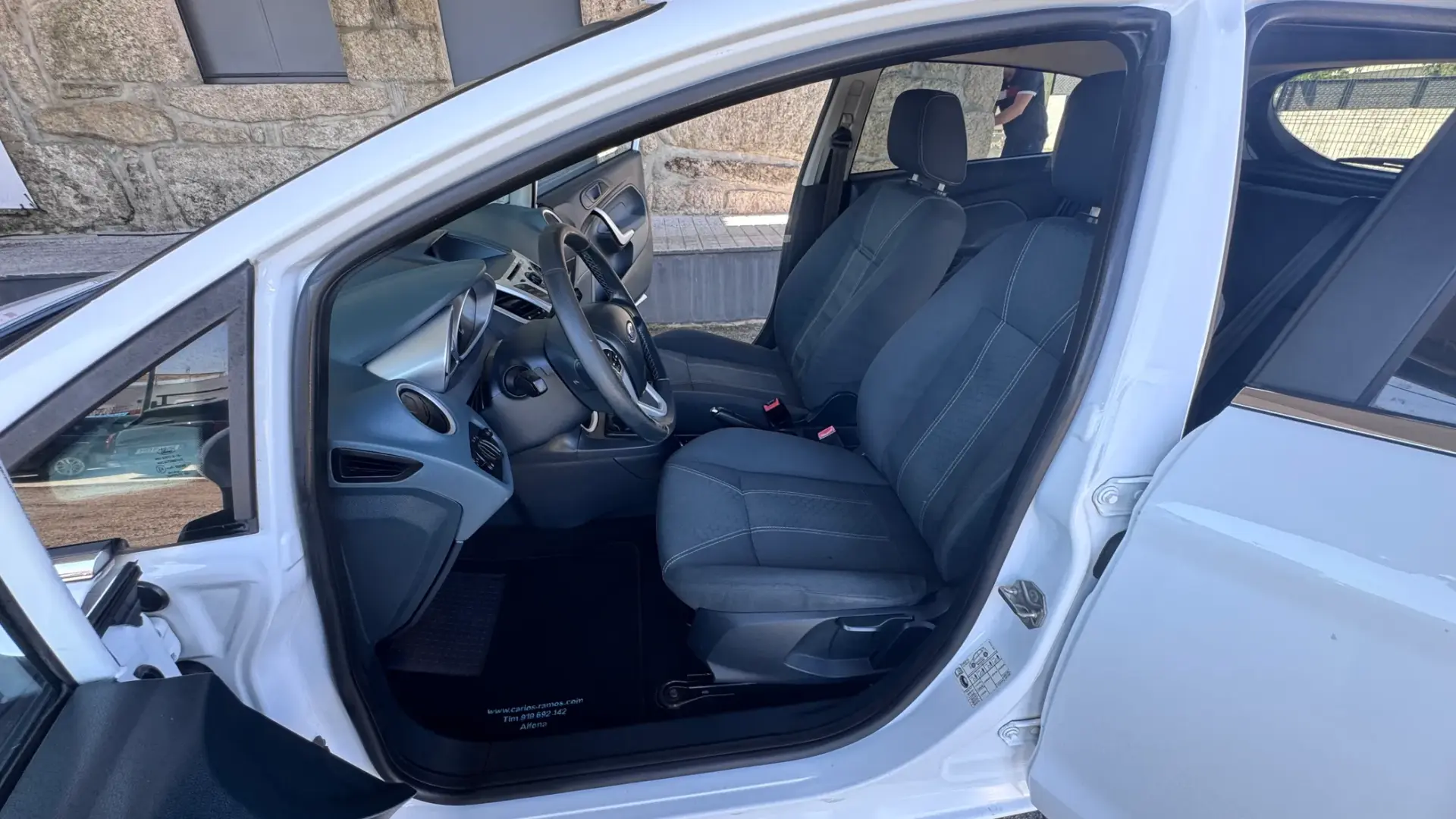 Ford Fiesta 1.4 TDCI Titanium 10