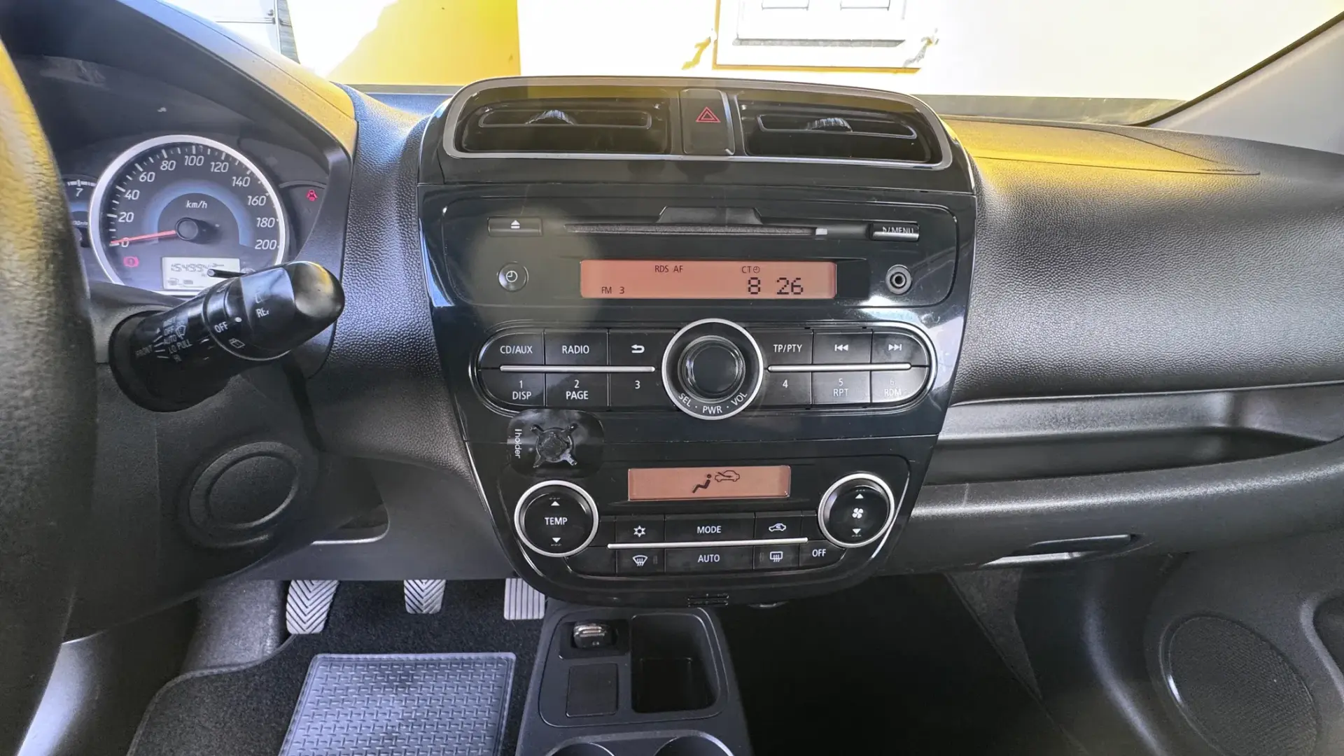Mitsubishi Space Star 1.2 Intense Connect Edition 17