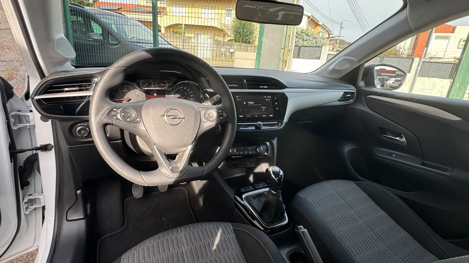 Opel Corsa 1.2 Edition 15