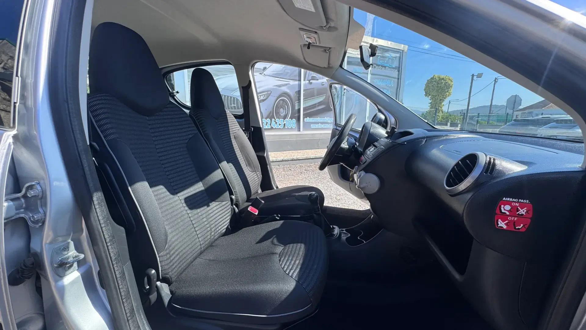 Peugeot 107 1.0 Active 18