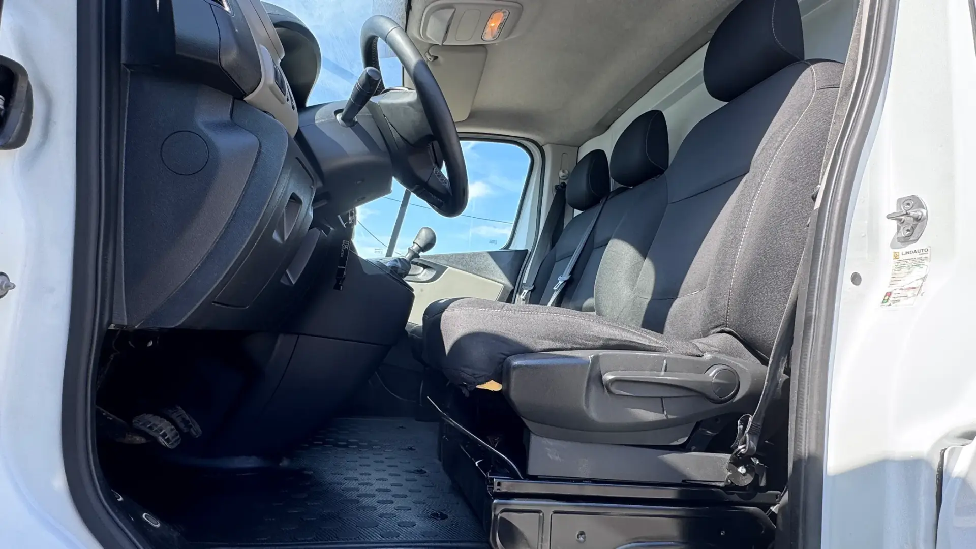 Renault Trafic 1.6 dCi L2H1 1.2T SS 18