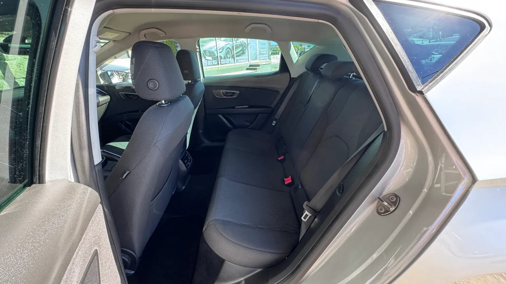 SEAT Leon 1.6 TDI Reference Ecomotive 11