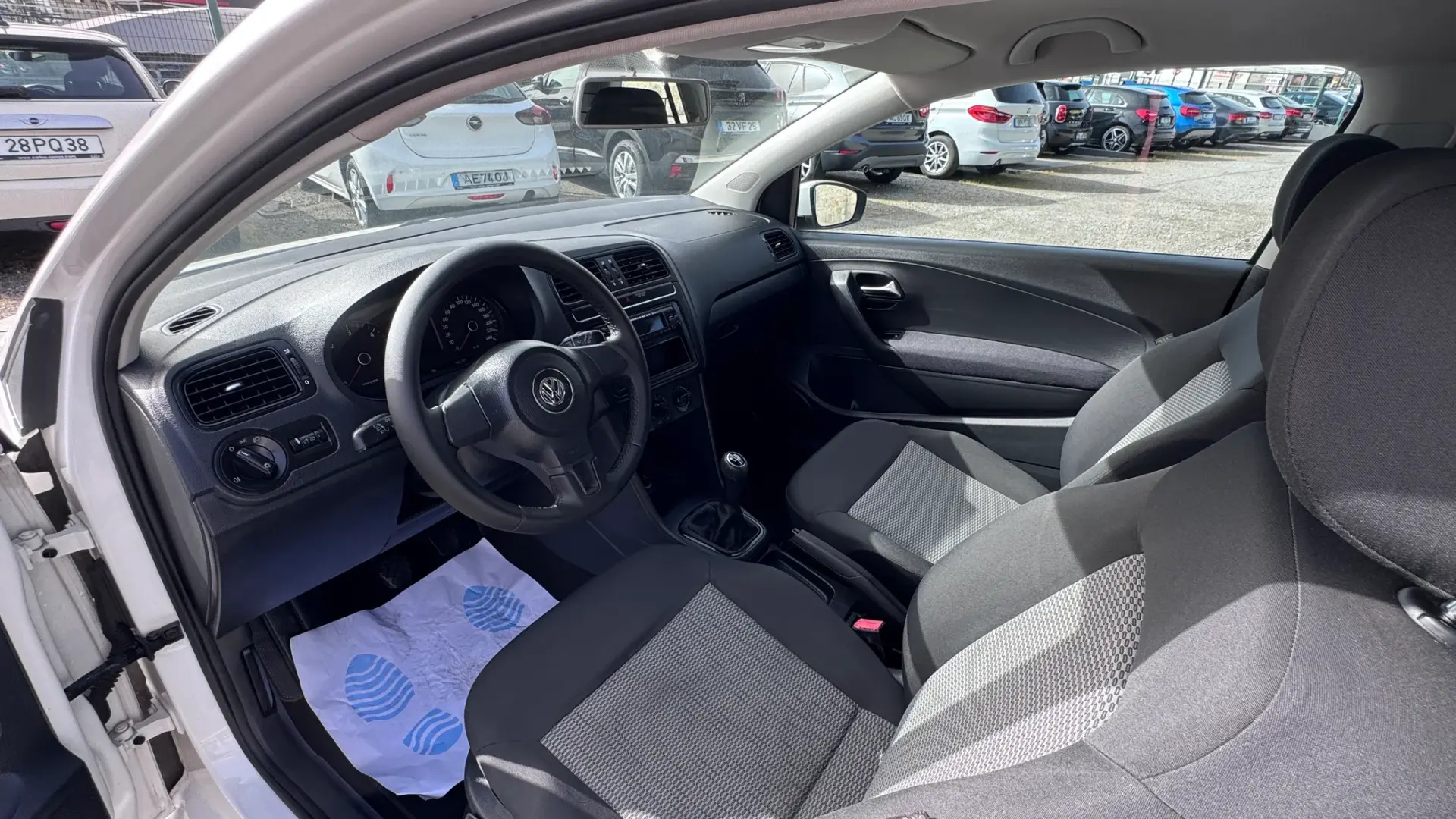 Volkswagen Polo 1.2 TDi BlueMotion 9