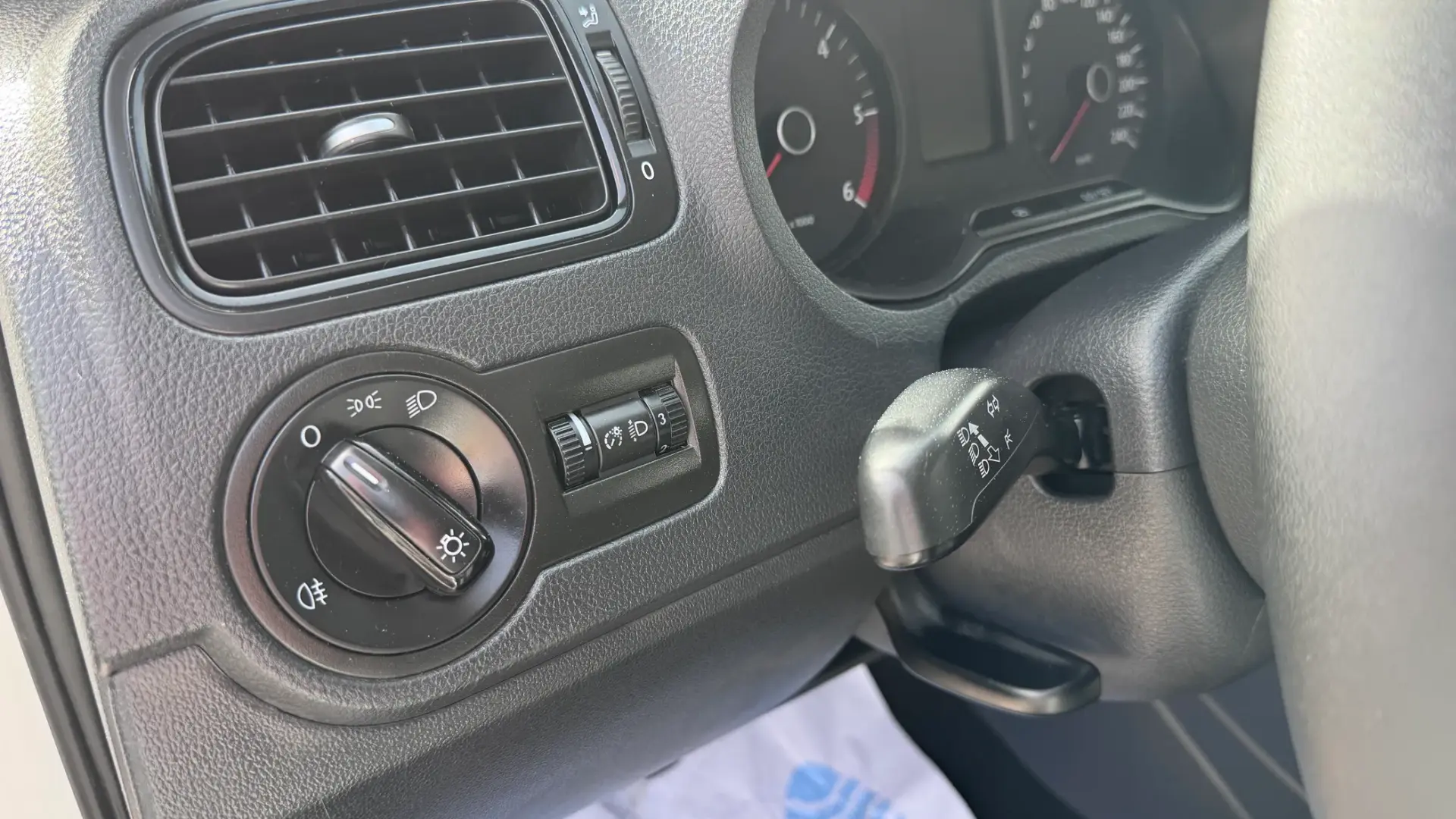 Volkswagen Polo 1.2 TDi BlueMotion 16