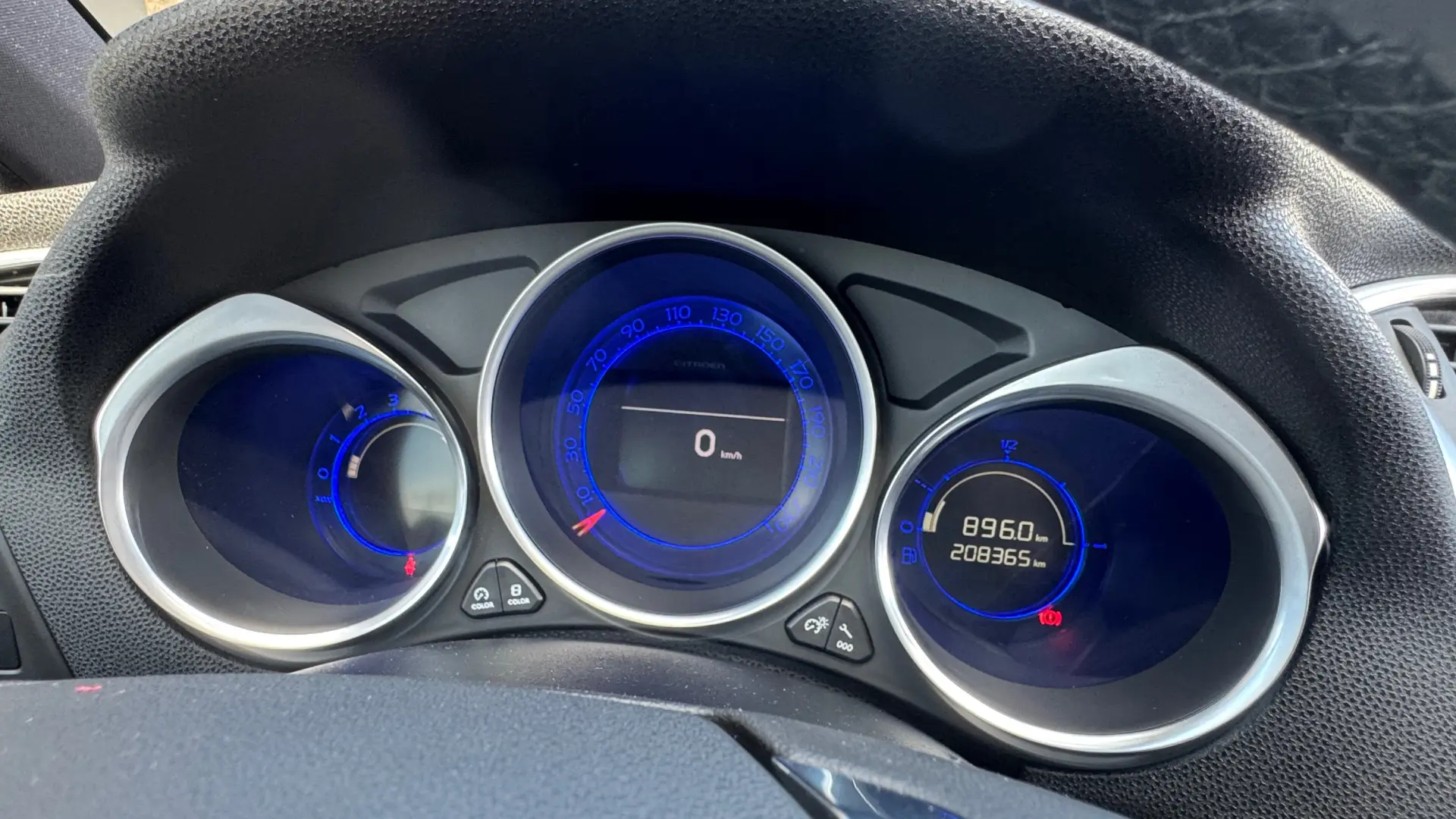 Citroen DS4 1.6 e-HDi So Chic 32