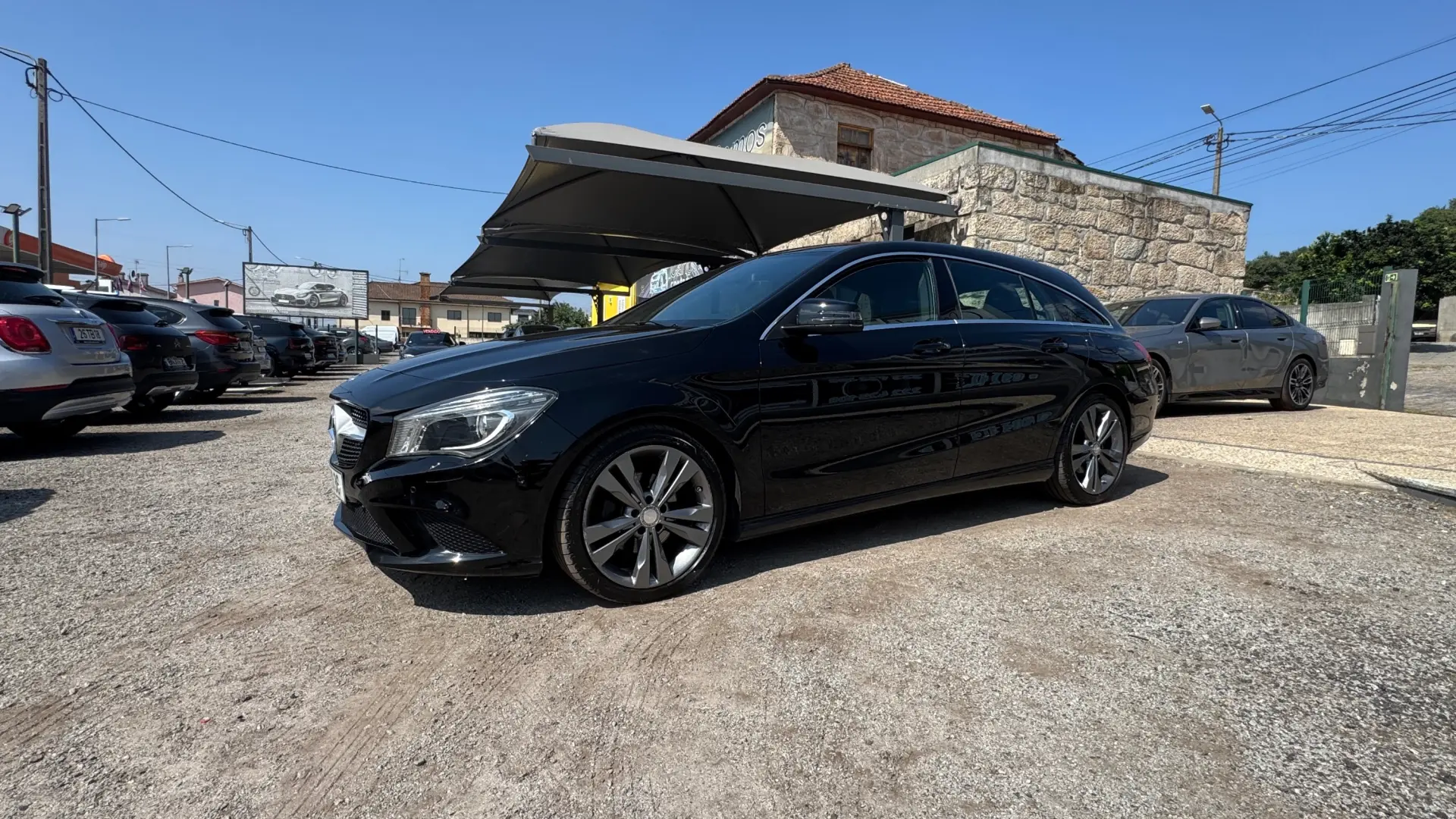 Mercedes-Benz CLA 200 d Shooting Brake Urban 1