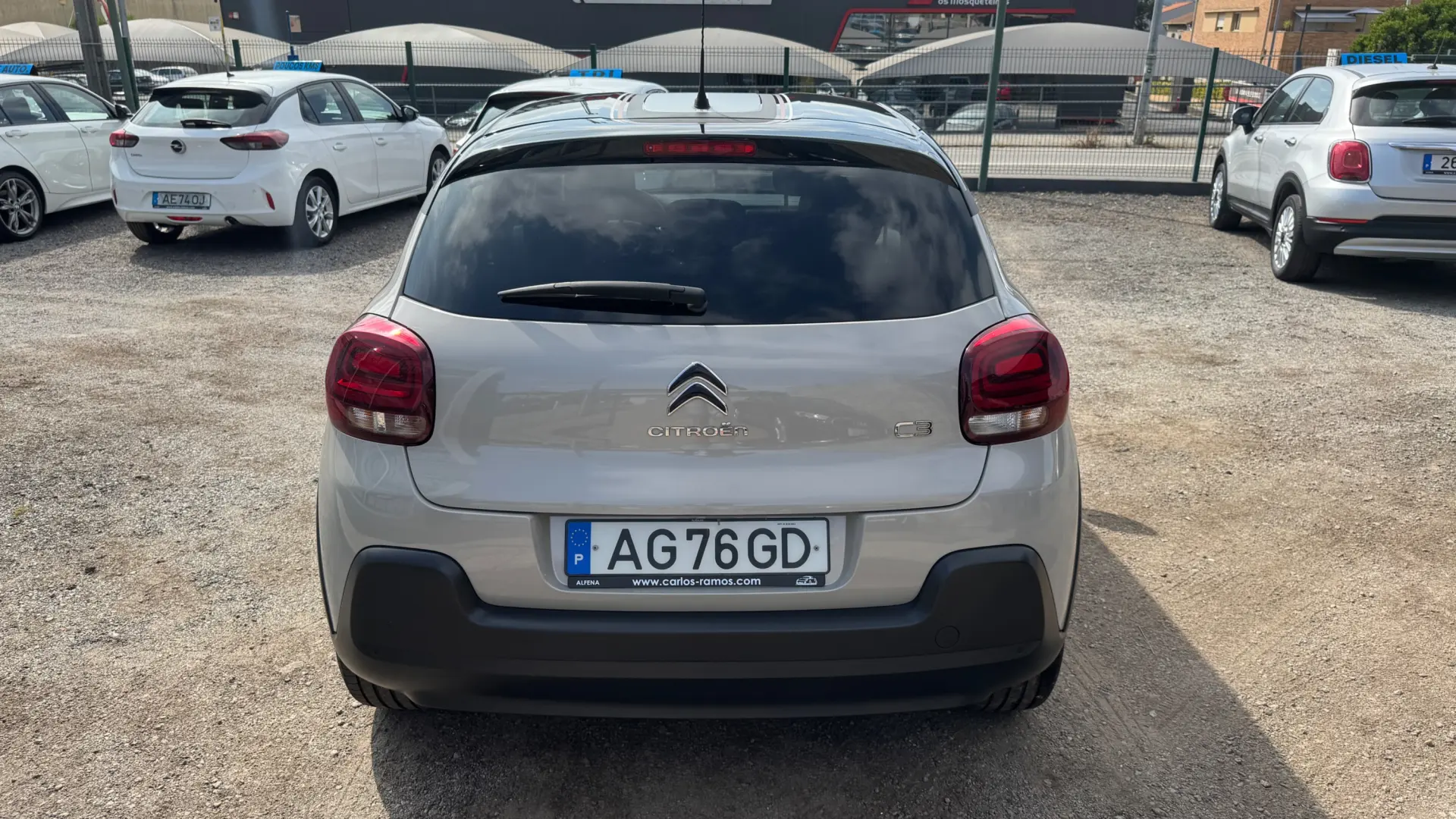 Citroen C3 1.2 PureTech C-Series 8