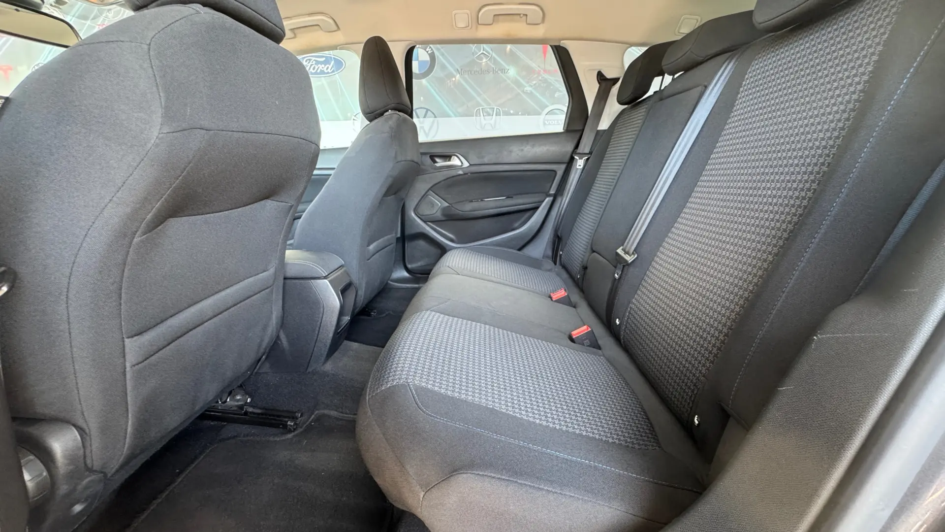 Peugeot 308 SW 1.5 BlueHDi Style 18
