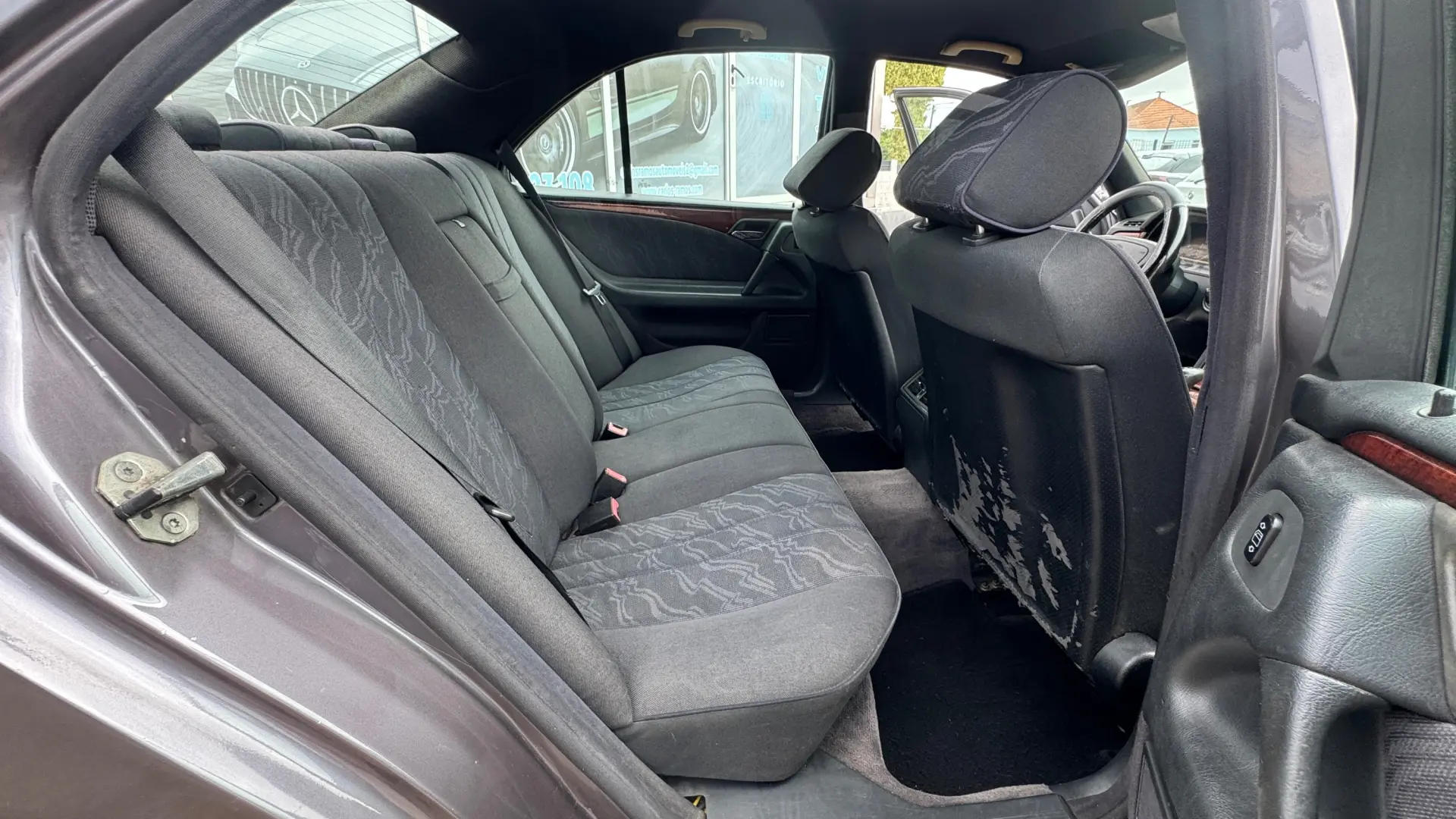 Mercedes-Benz E 220 CDI Classic 15