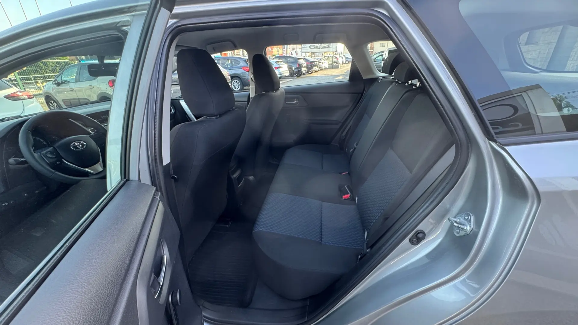 Toyota Auris Touring Sports 1.4 D-4D Active+AC 13