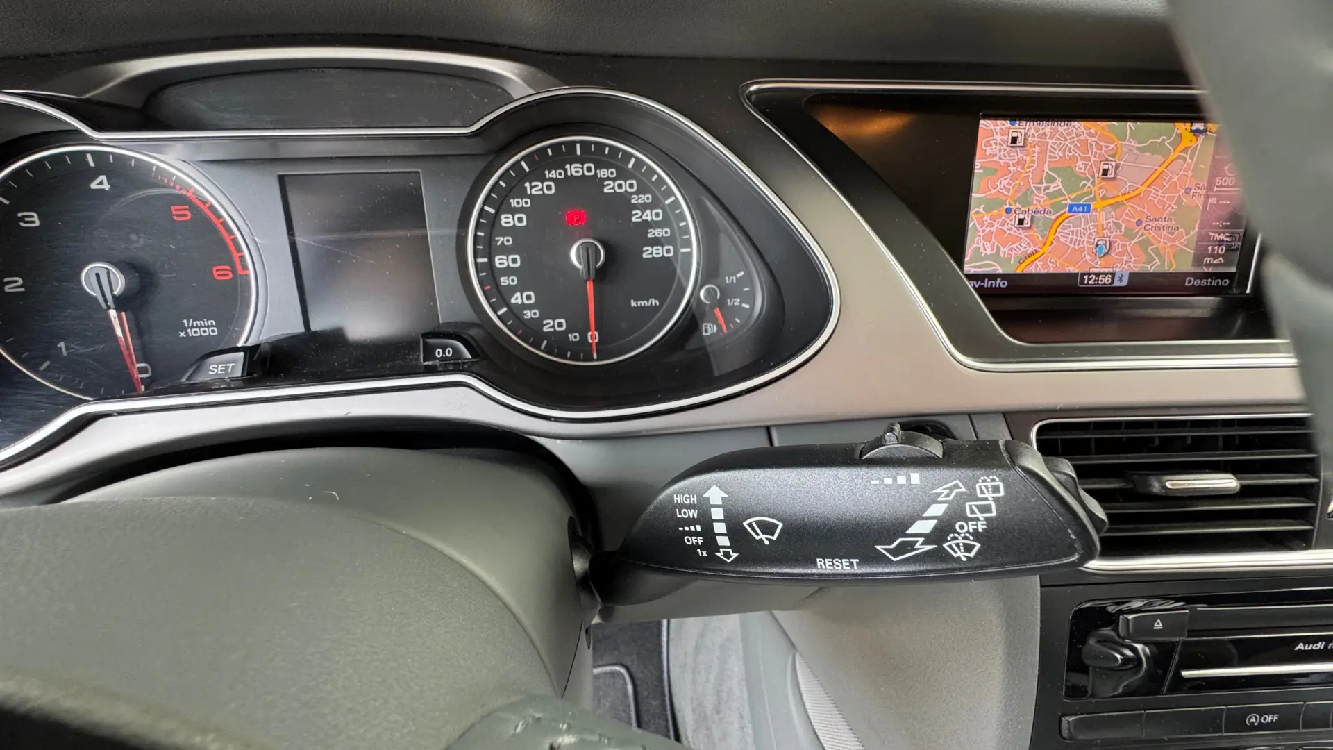 Audi A4 Avant 2.0 TDI multitronic Sport 38