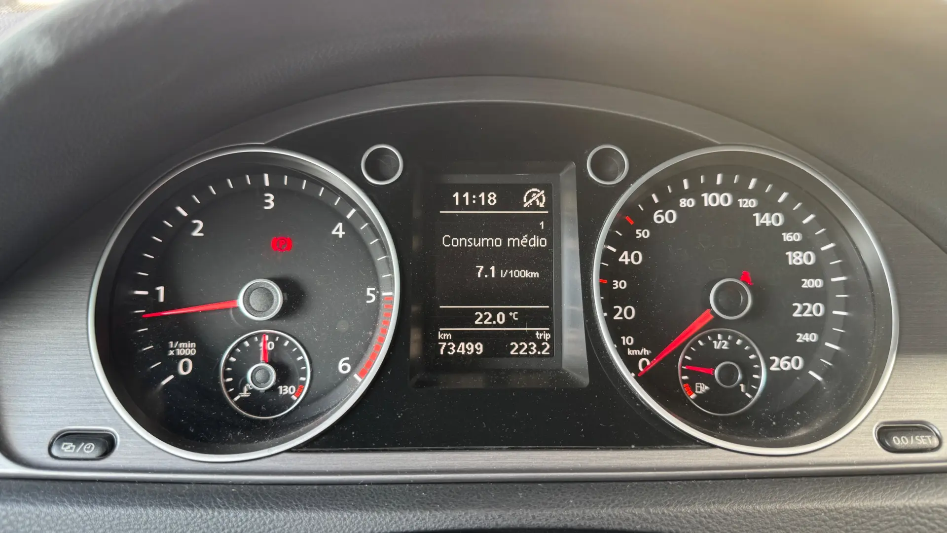 Volkswagen Passat 1.6 TDI BlueMotion 11