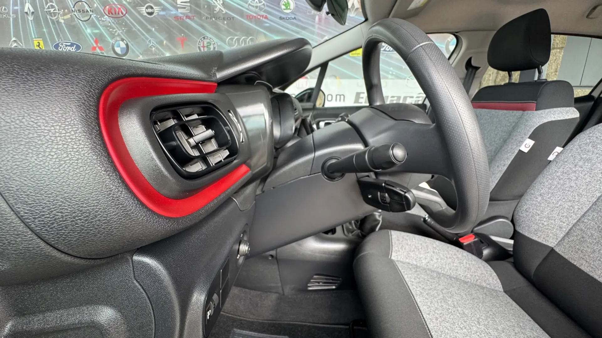 Citroen C3 1.2 PureTech C-Series 16