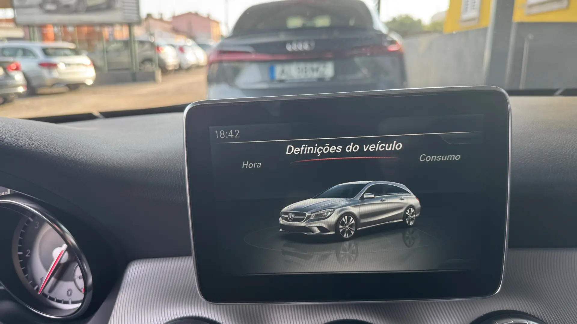 Mercedes-Benz CLA 200 d Shooting Brake Urban 54