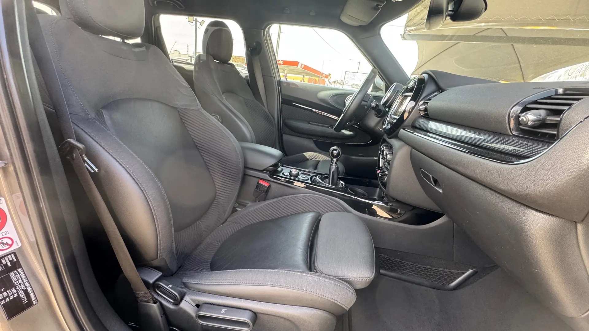 MINI Clubman One D Sport Edition 27