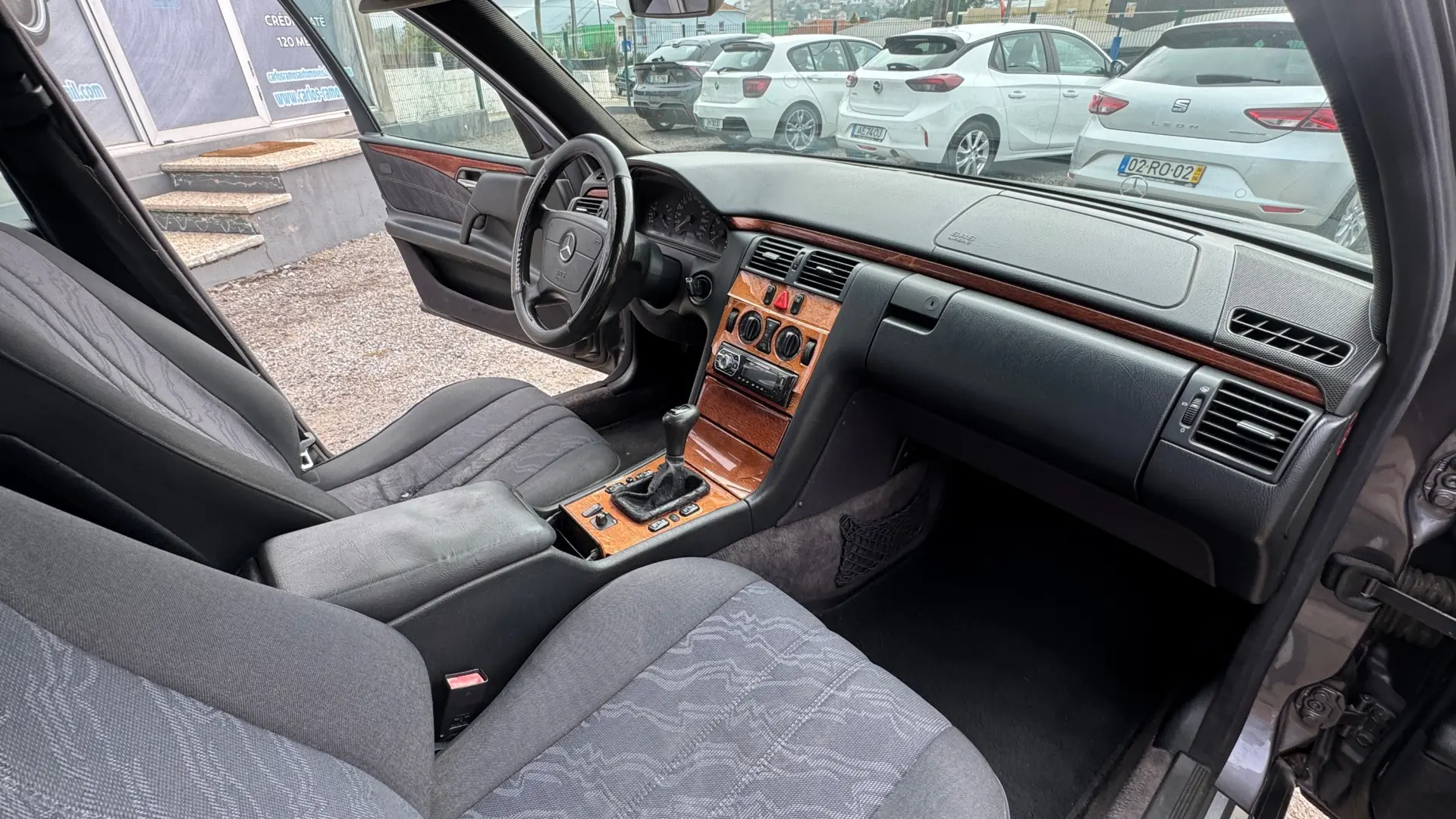 Mercedes-Benz E 220 CDI Classic 17