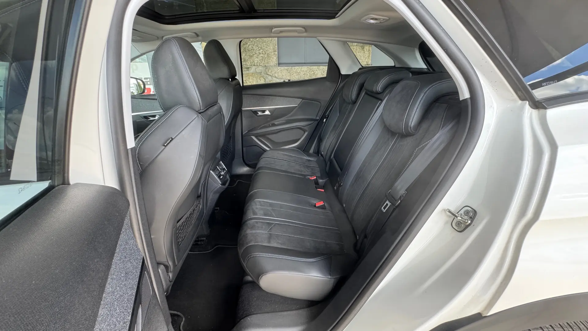 Peugeot 3008 2.0 BlueHDi Allure J18 15