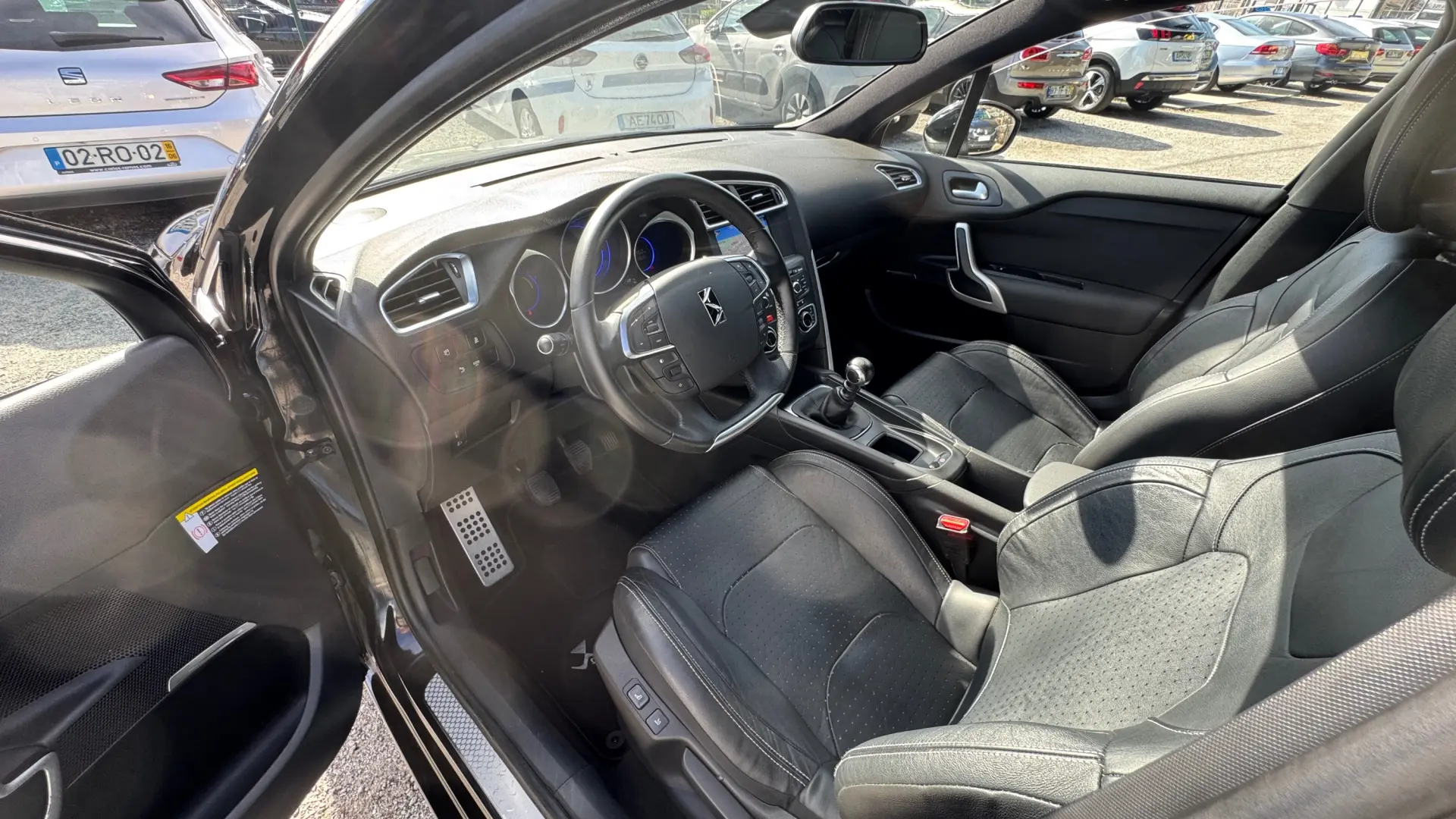 Citroen DS4 1.6 e-HDi So Chic 13