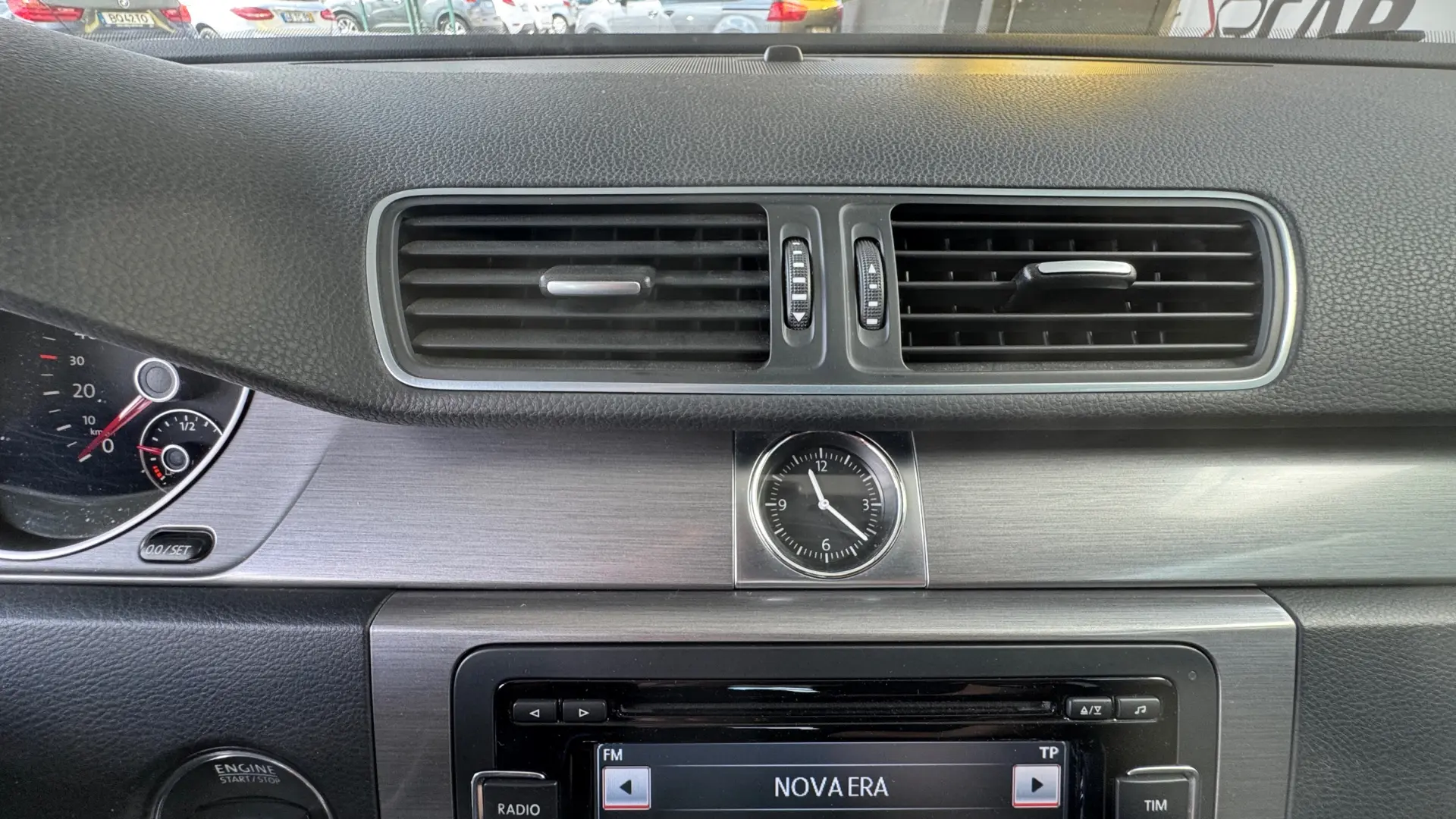 Volkswagen Passat 1.6 TDI BlueMotion 28