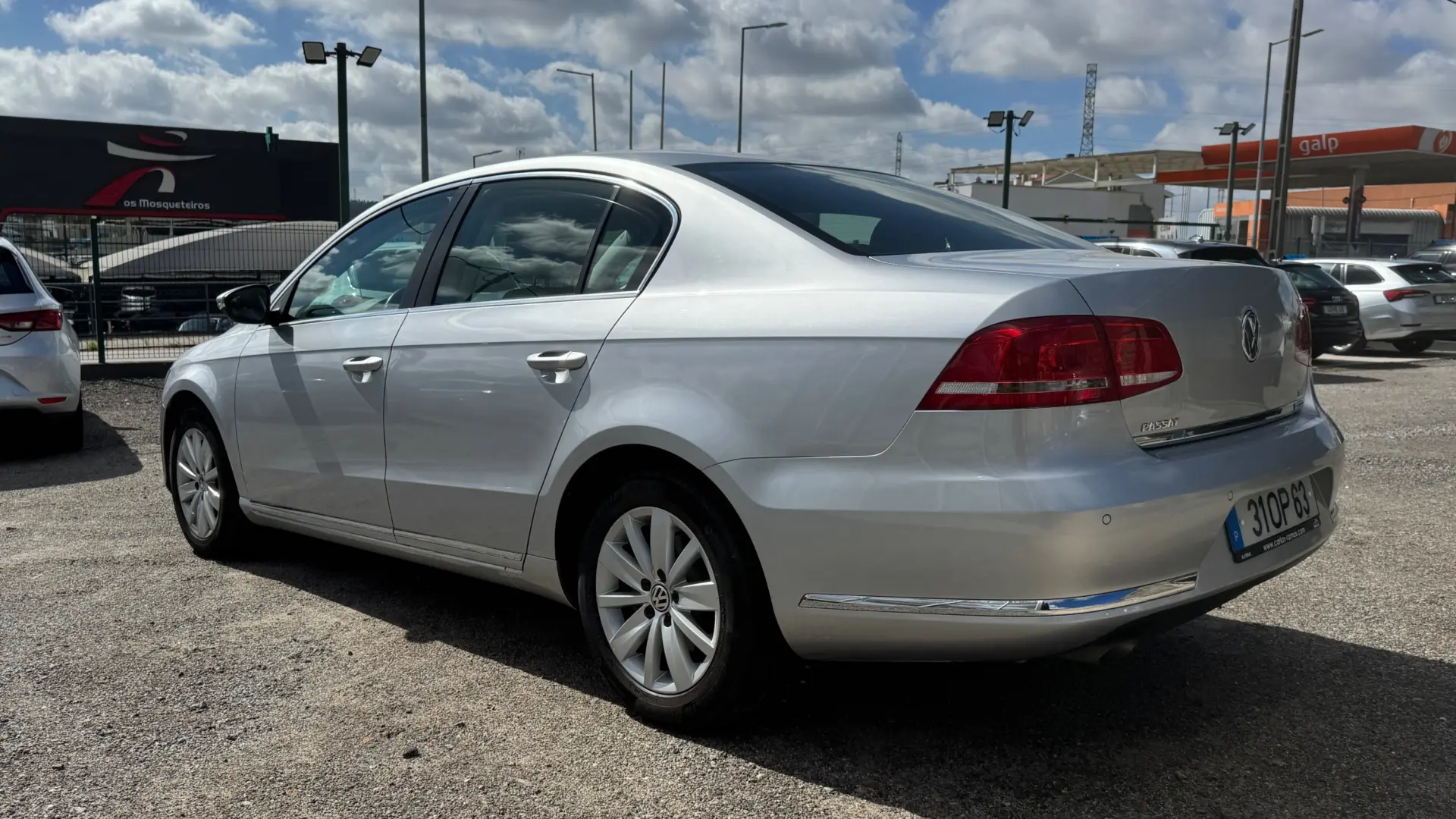 Volkswagen Passat 1.6 TDI BlueMotion 9