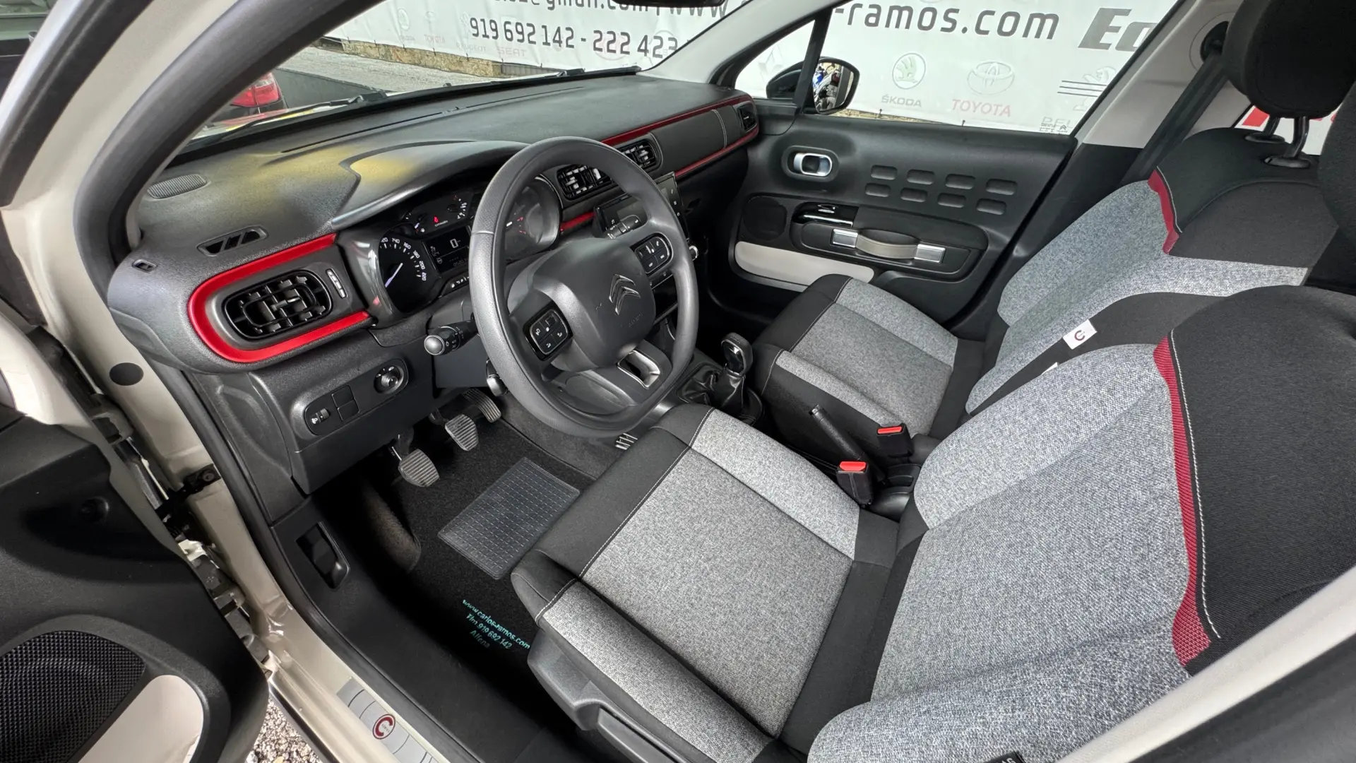 Citroen C3 1.2 PureTech C-Series 14