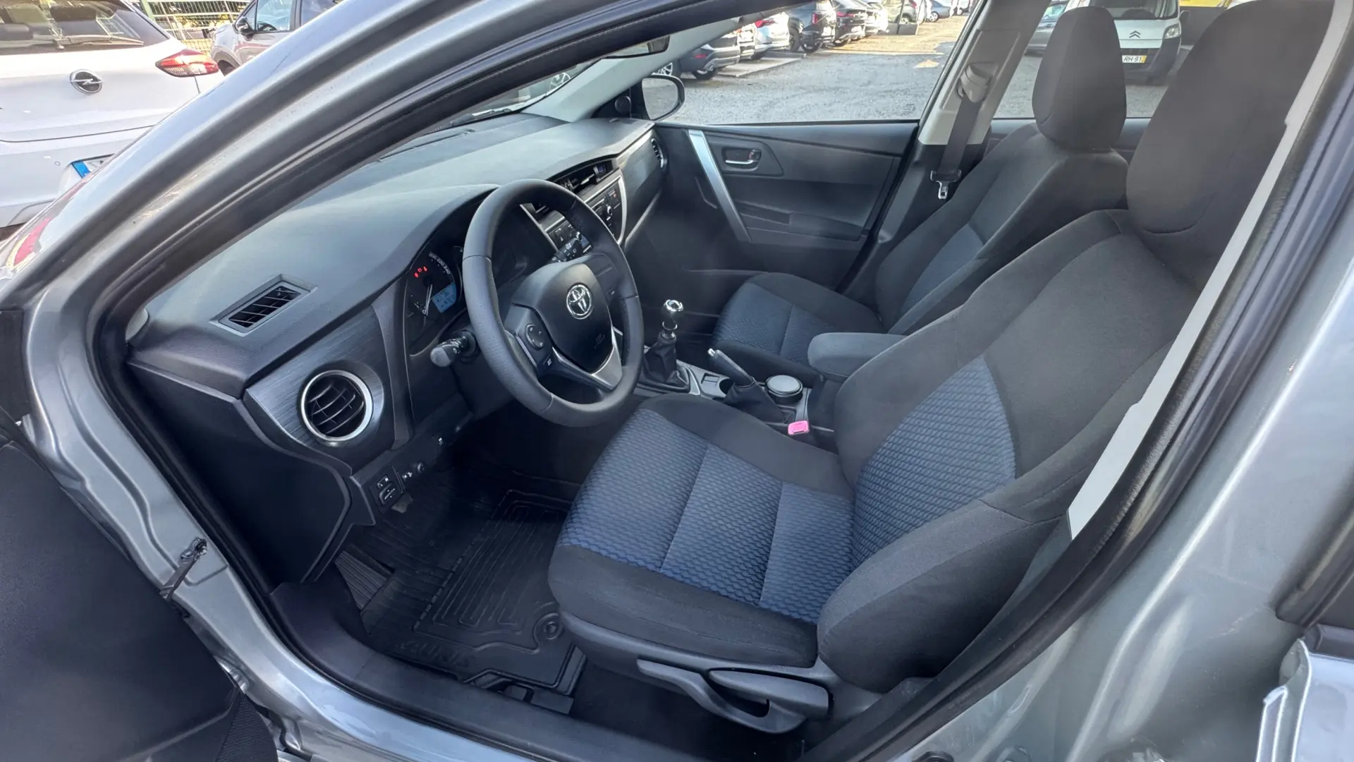 Toyota Auris Touring Sports 1.4 D-4D Active+AC 12
